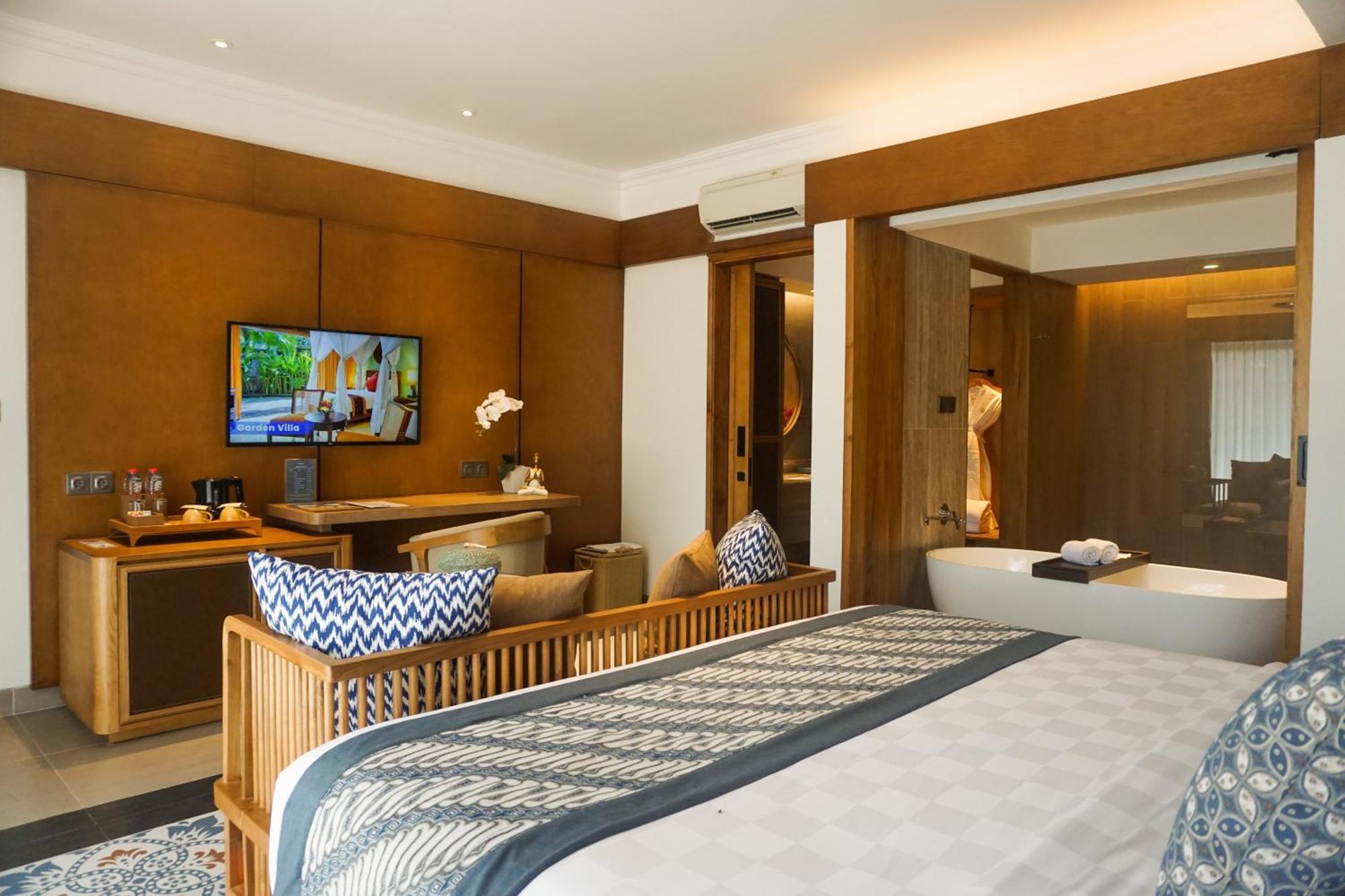 Rama Beach Resort And Villas Kuta Lombok Esterno foto